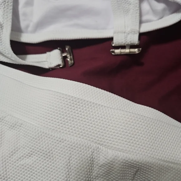 White Bikini Set - Picture 4 of 8